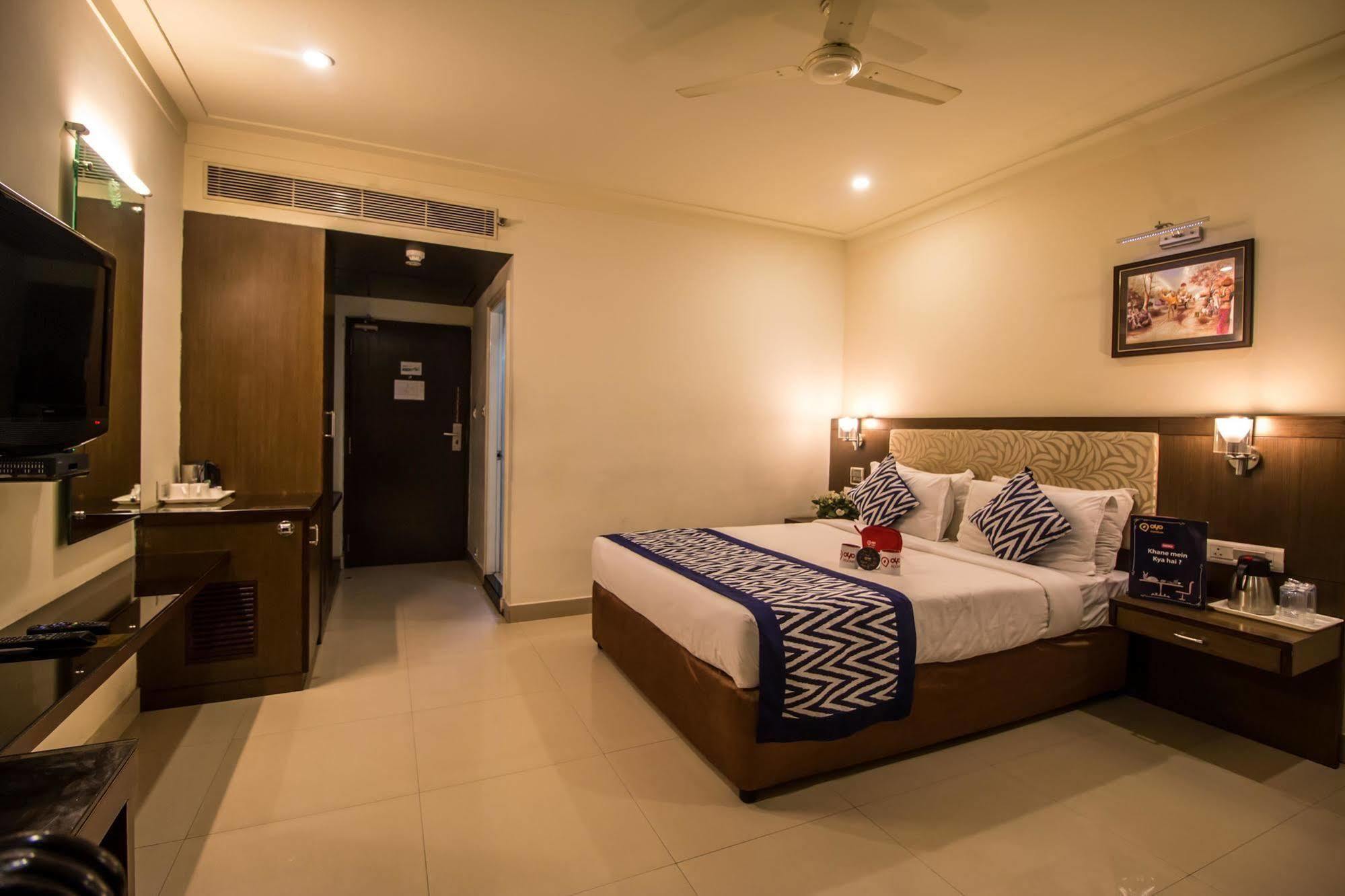 Hotel Budhil Park Visakhapatnam Zewnętrze zdjęcie