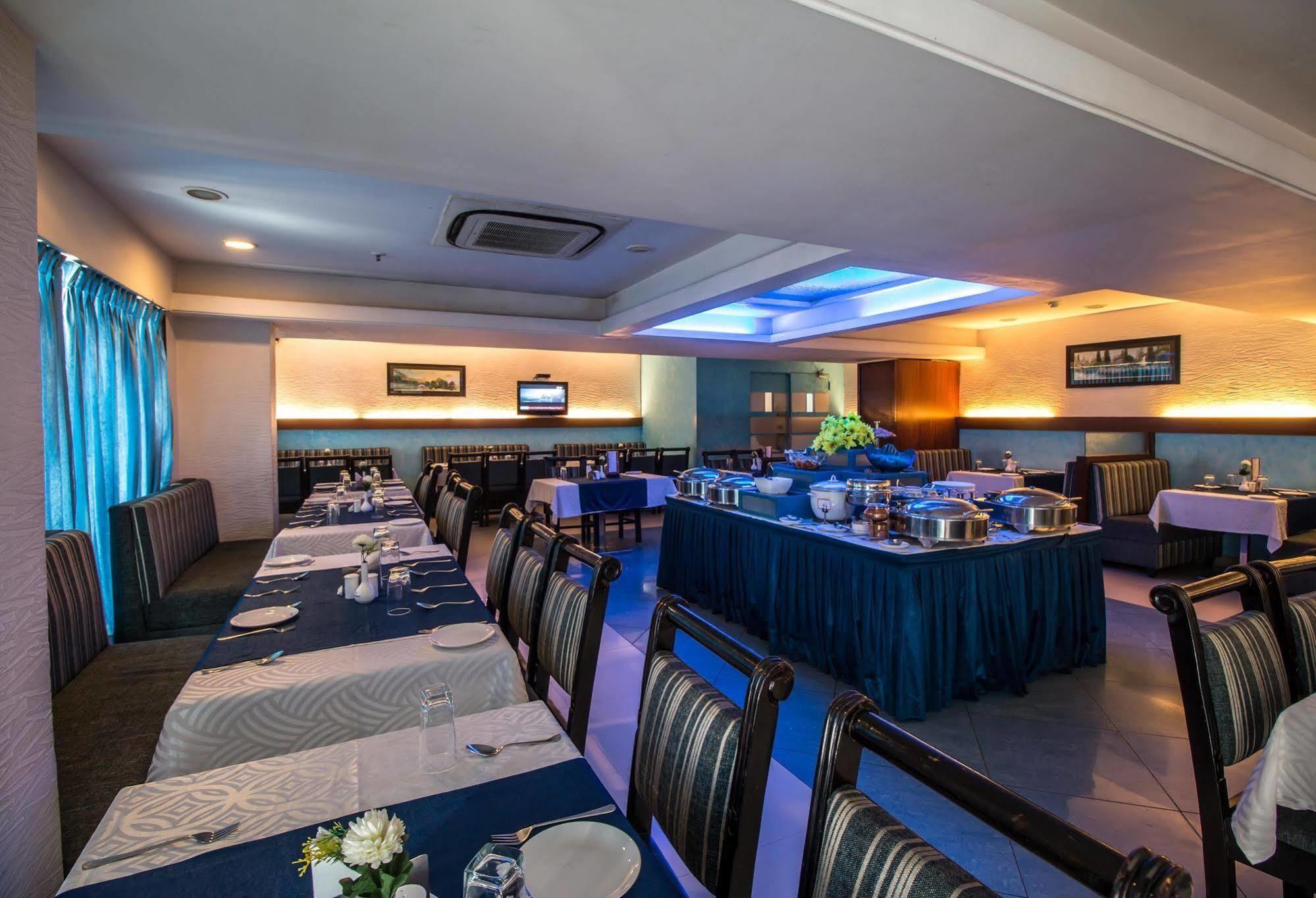 Hotel Budhil Park Visakhapatnam Zewnętrze zdjęcie