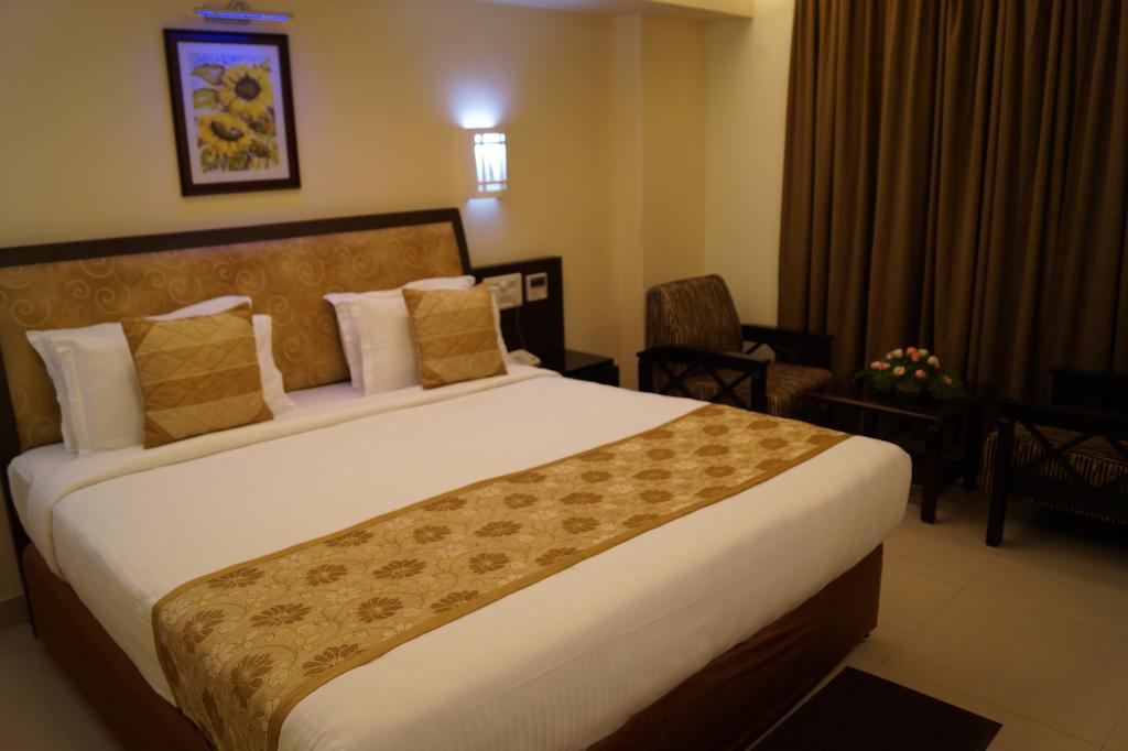 Hotel Budhil Park Visakhapatnam Zewnętrze zdjęcie