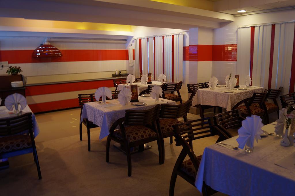 Hotel Budhil Park Visakhapatnam Zewnętrze zdjęcie