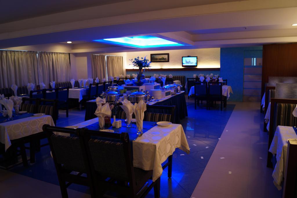 Hotel Budhil Park Visakhapatnam Zewnętrze zdjęcie
